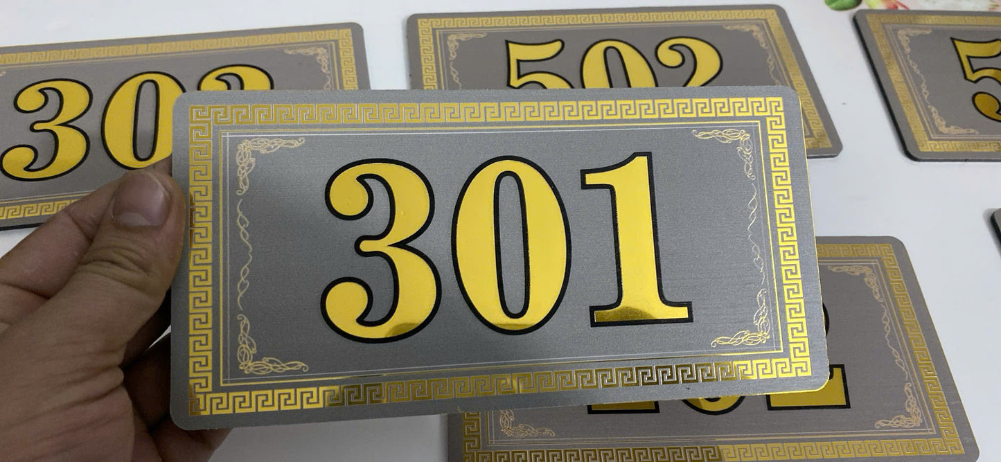 alu màu vàng gương cao cấp chống nước 20cm x 10 cm