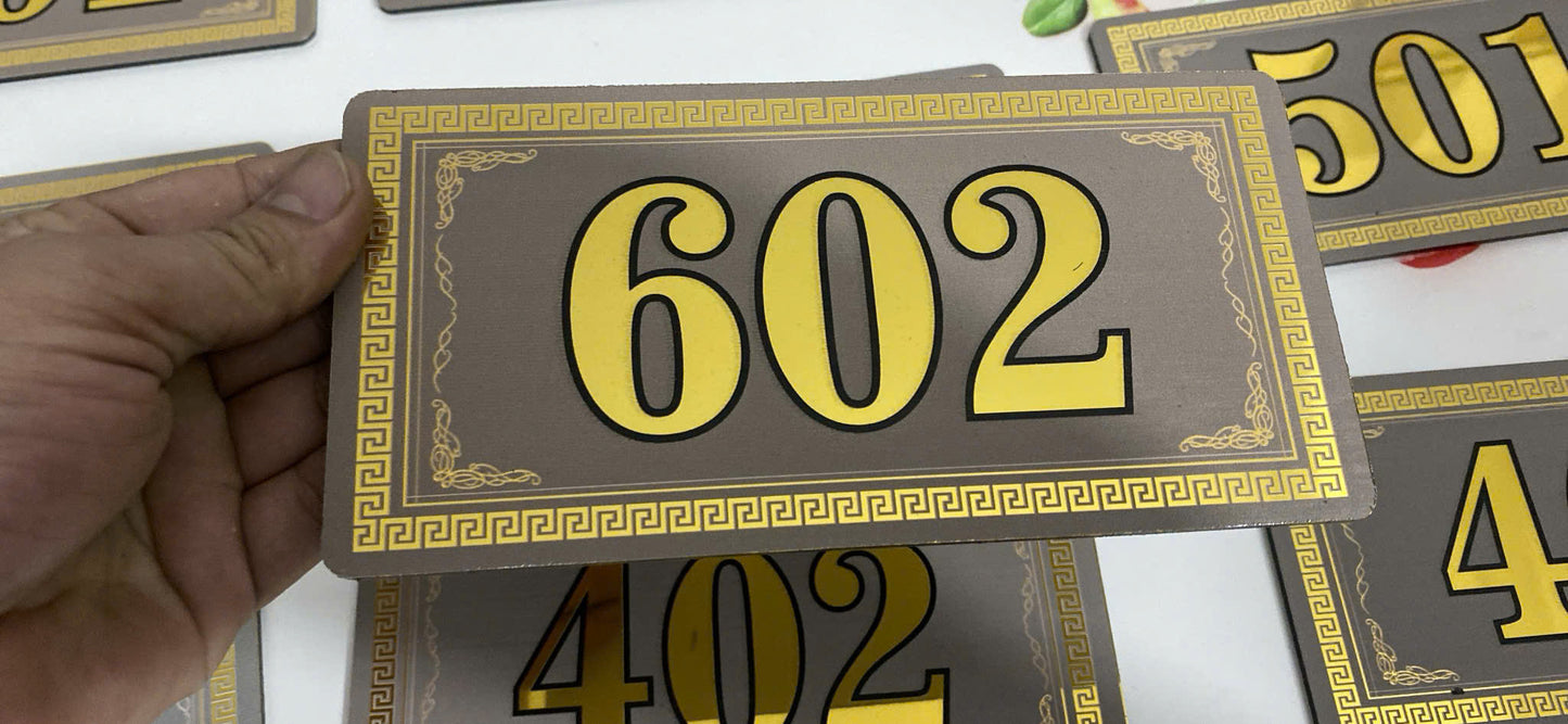 alu màu vàng gương cao cấp chống nước 20cm x 10 cm